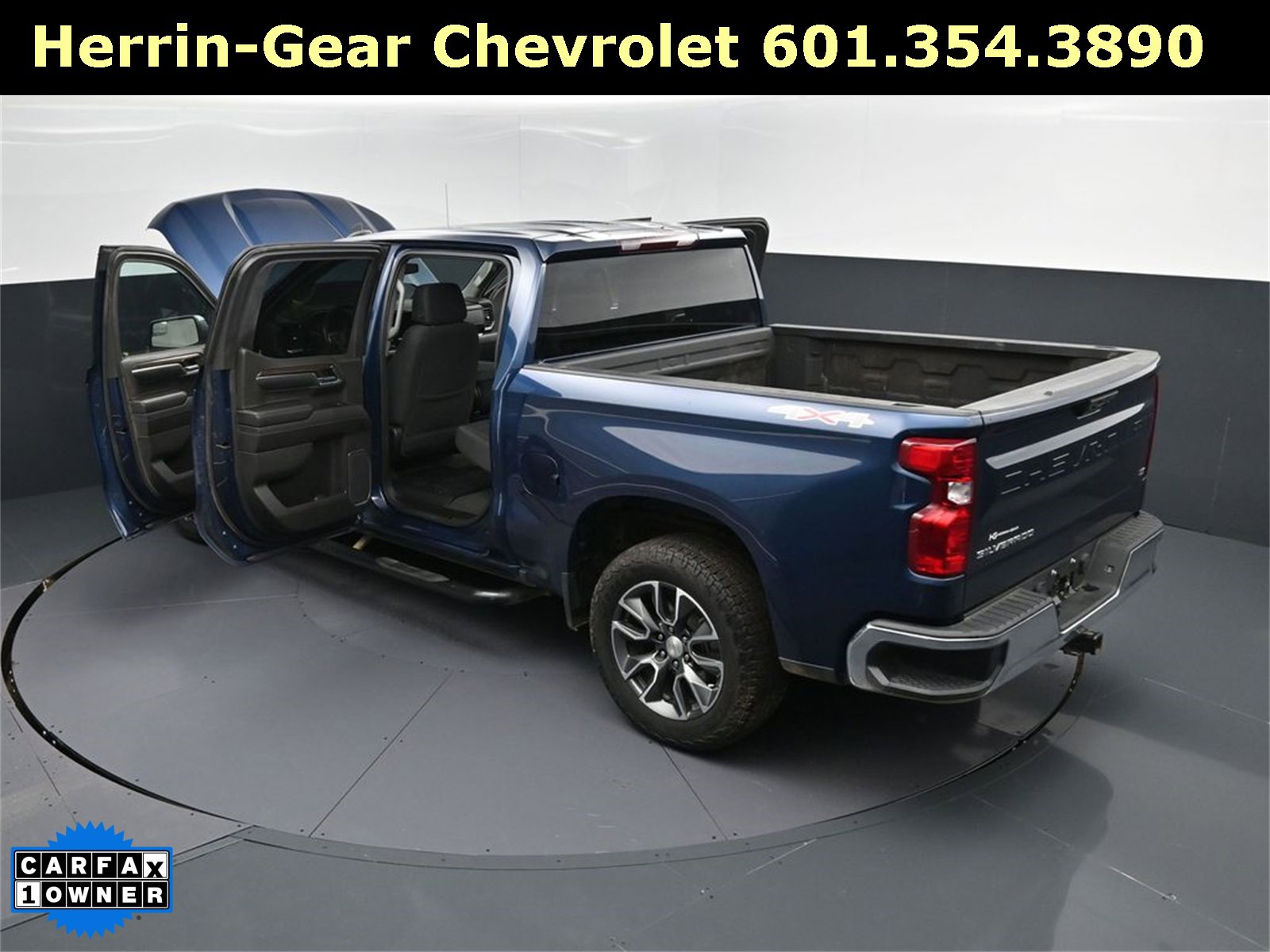 Used 2023 Chevrolet Silverado 1500 LT image 2