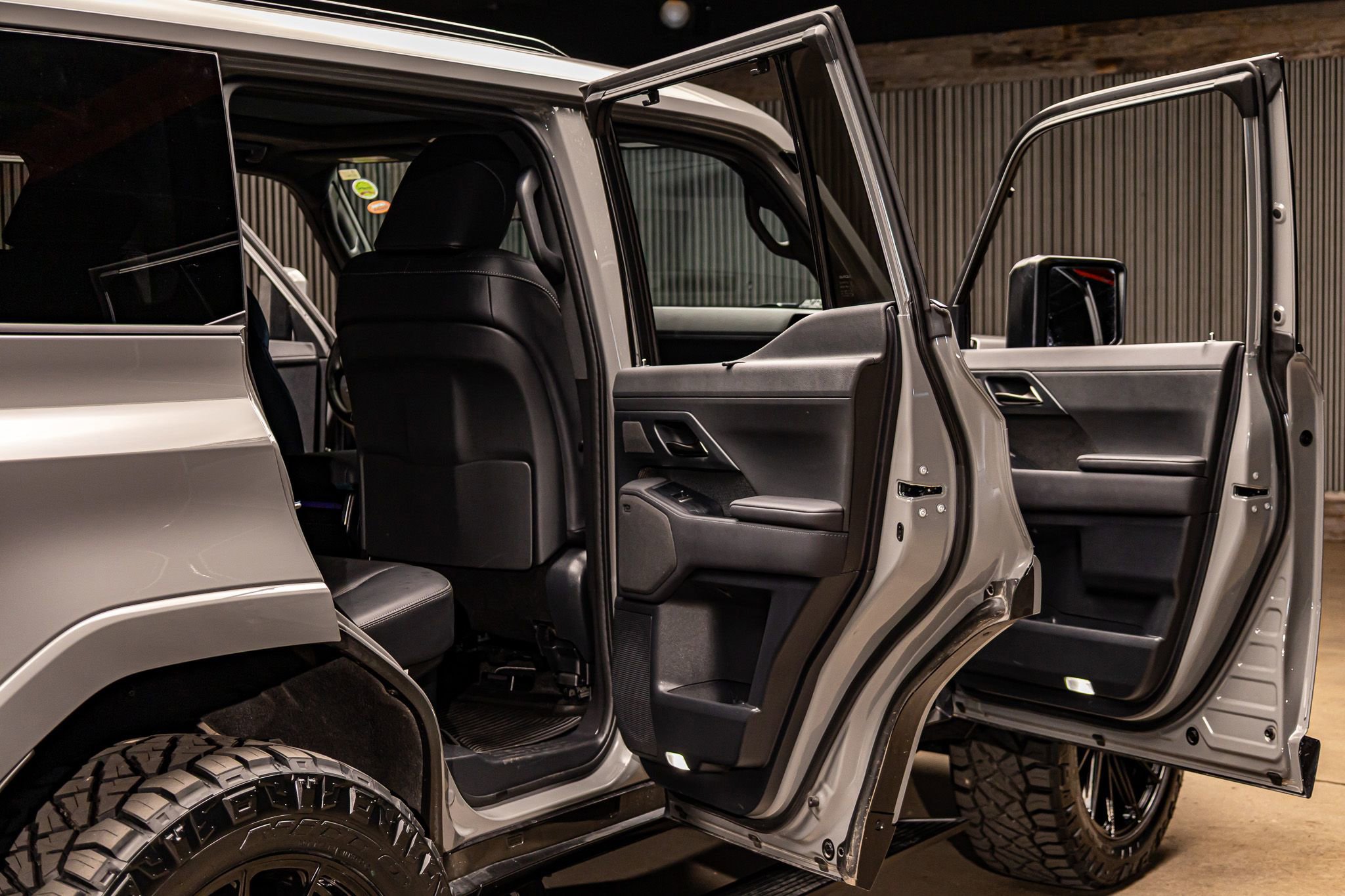 Used 2025 Lexus GX 550 image 36