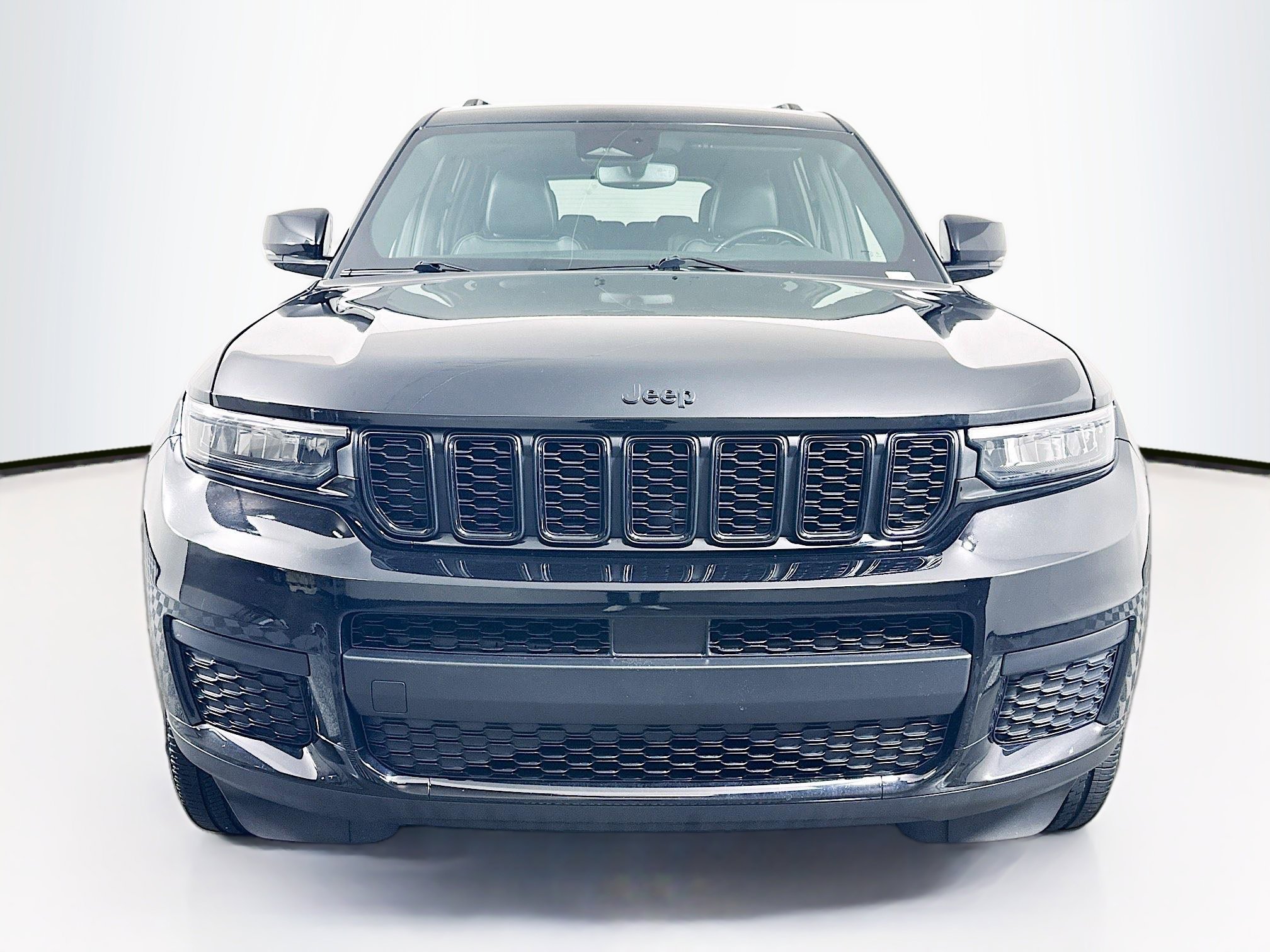 Used 2022 Jeep Grand Cherokee L Laredo image 2
