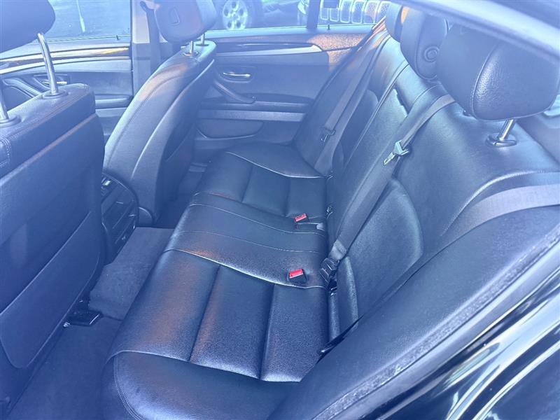 Used 2016 BMW 528i Sedan image 14