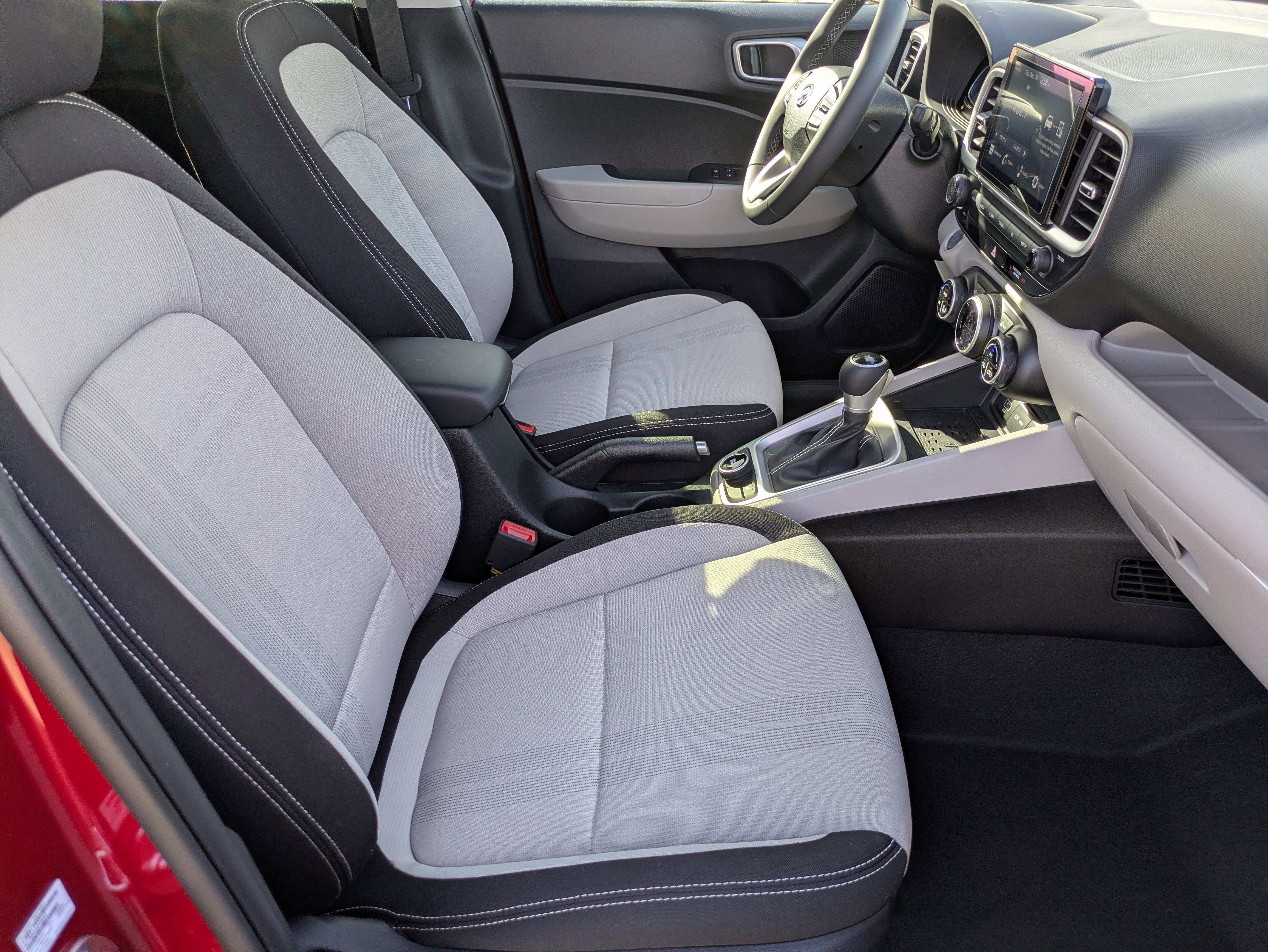 Certified 2026 Hyundai Venue SEL image 11