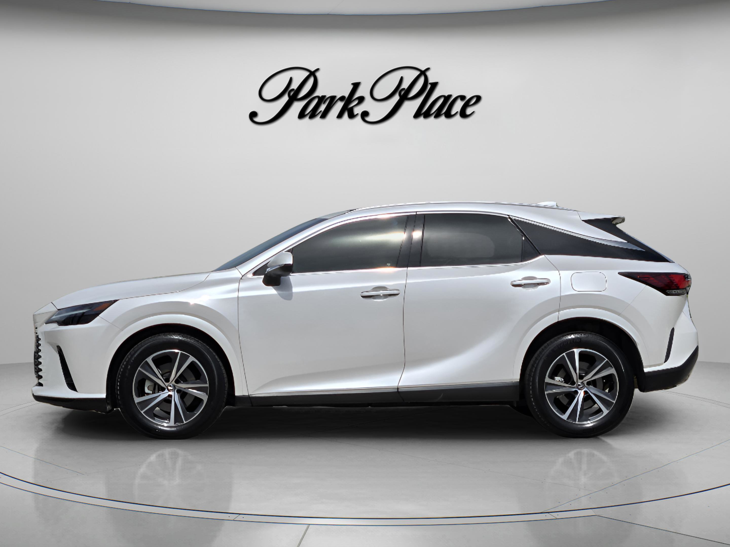 Used 2023 Lexus RX 350 Premium w/ Accessory Package (Z1) image 2