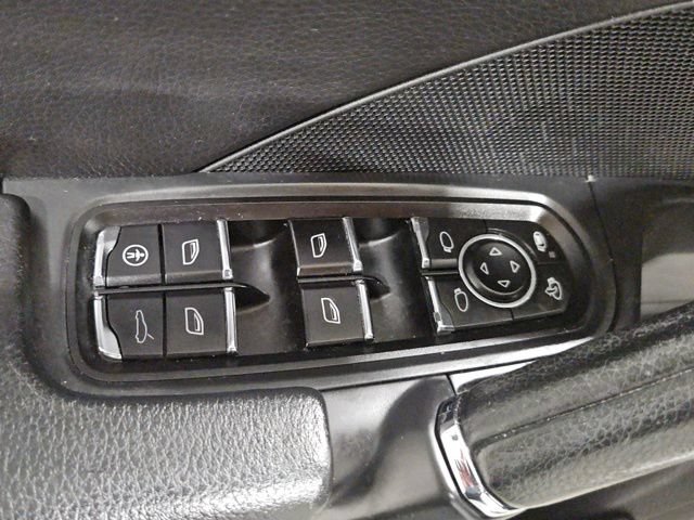 Used 2011 Porsche Cayenne S AWD/4WD image 13