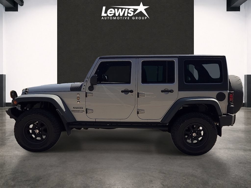 Used 2015 Jeep Wrangler Unlimited Sport w/ Quick Order Package 24S AWD/4WD image 2