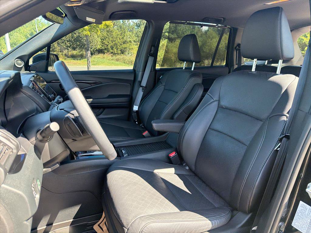 Used 2023 Honda Passport Elite image 23