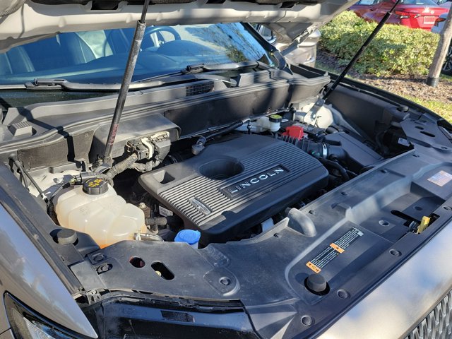 Used 2019 Lincoln Nautilus Reserve image 38