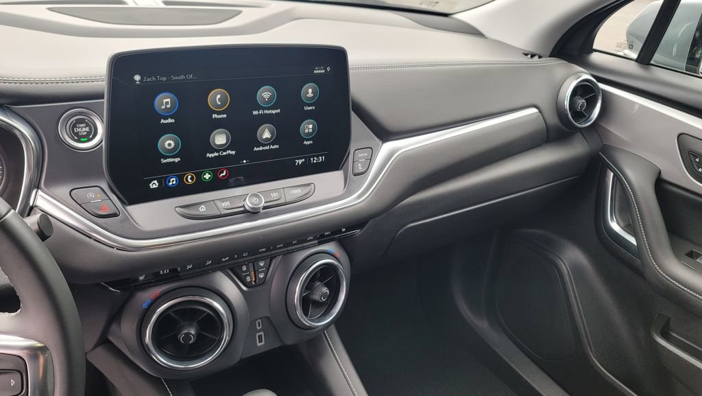 Used 2023 Chevrolet Blazer LT w/ LPO, Black Grille Bar Package image 21