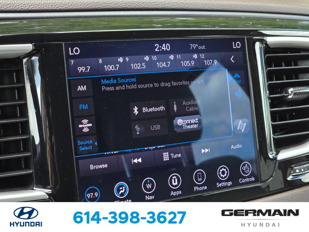 Used 2020 Chrysler Pacifica Touring-L Plus FWD image 28