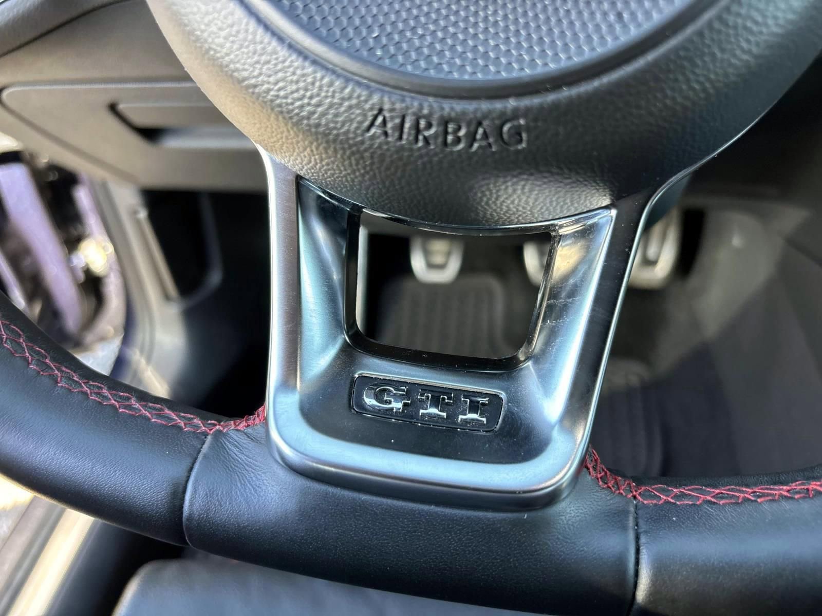 Used 2019 Volkswagen GTI S image 18