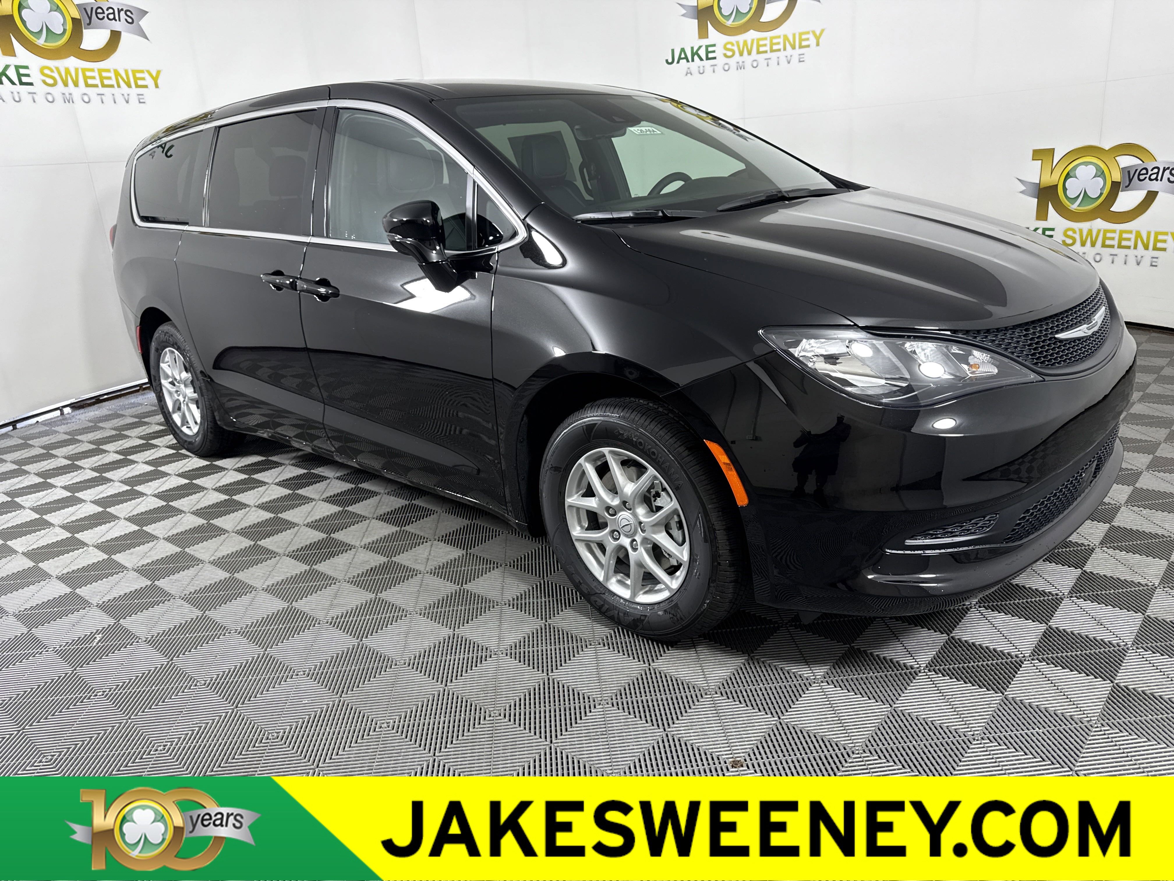 New 2026 Chrysler Voyager LX