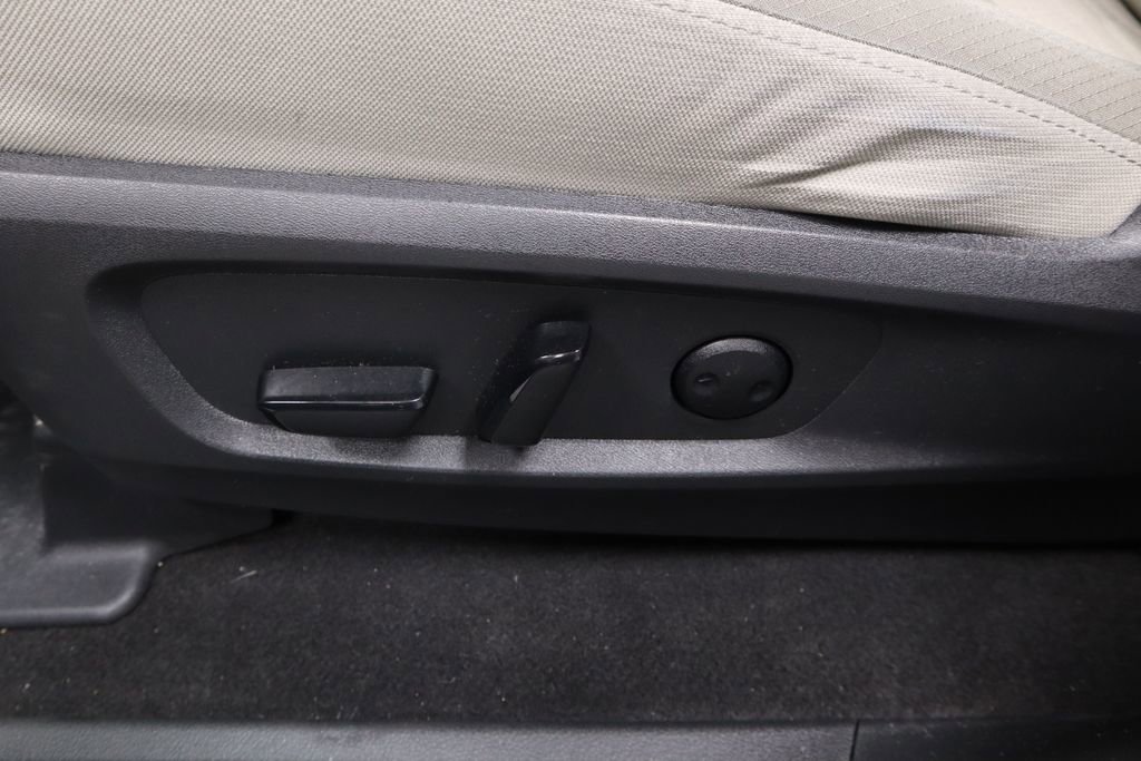 Certified 2023 Nissan Pathfinder SV w/ SV Black Package image 24