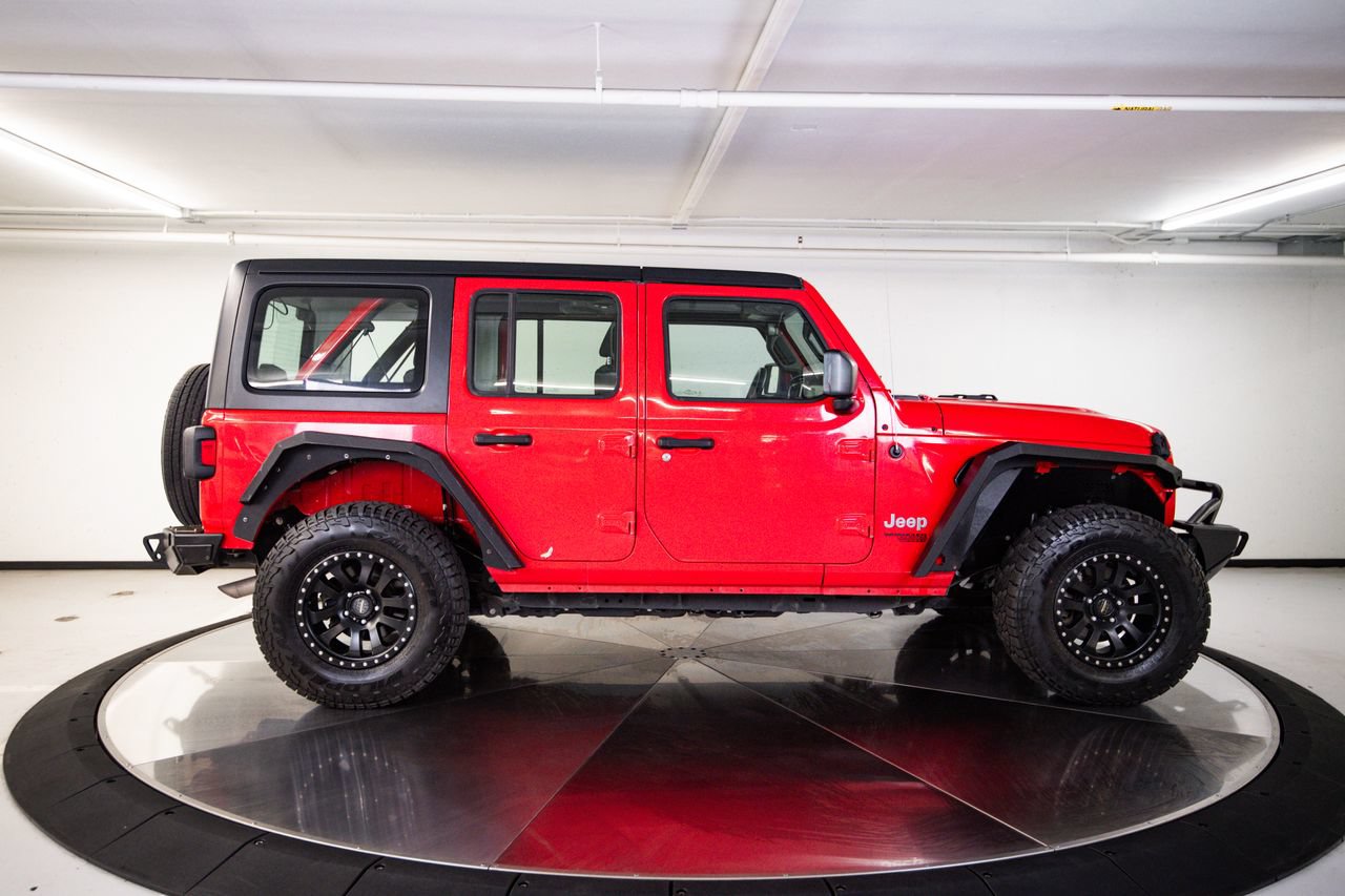 Used 2018 Jeep Wrangler Unlimited Sport AWD/4WD image 8