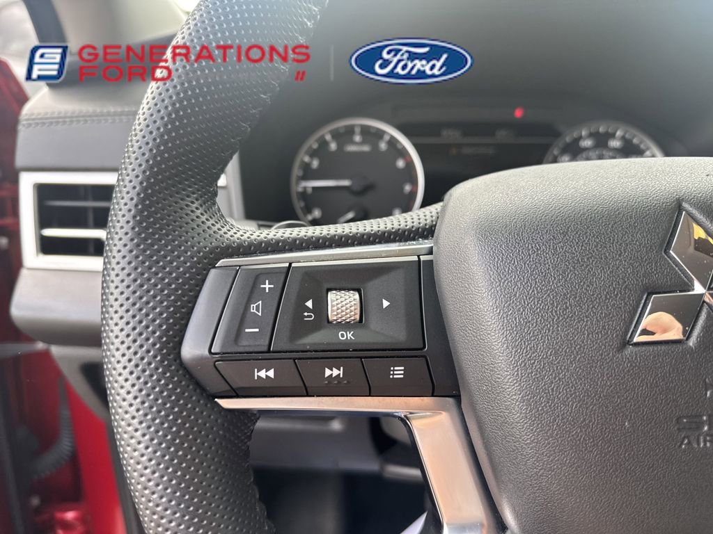 Used 2022 Mitsubishi Outlander SEL image 19