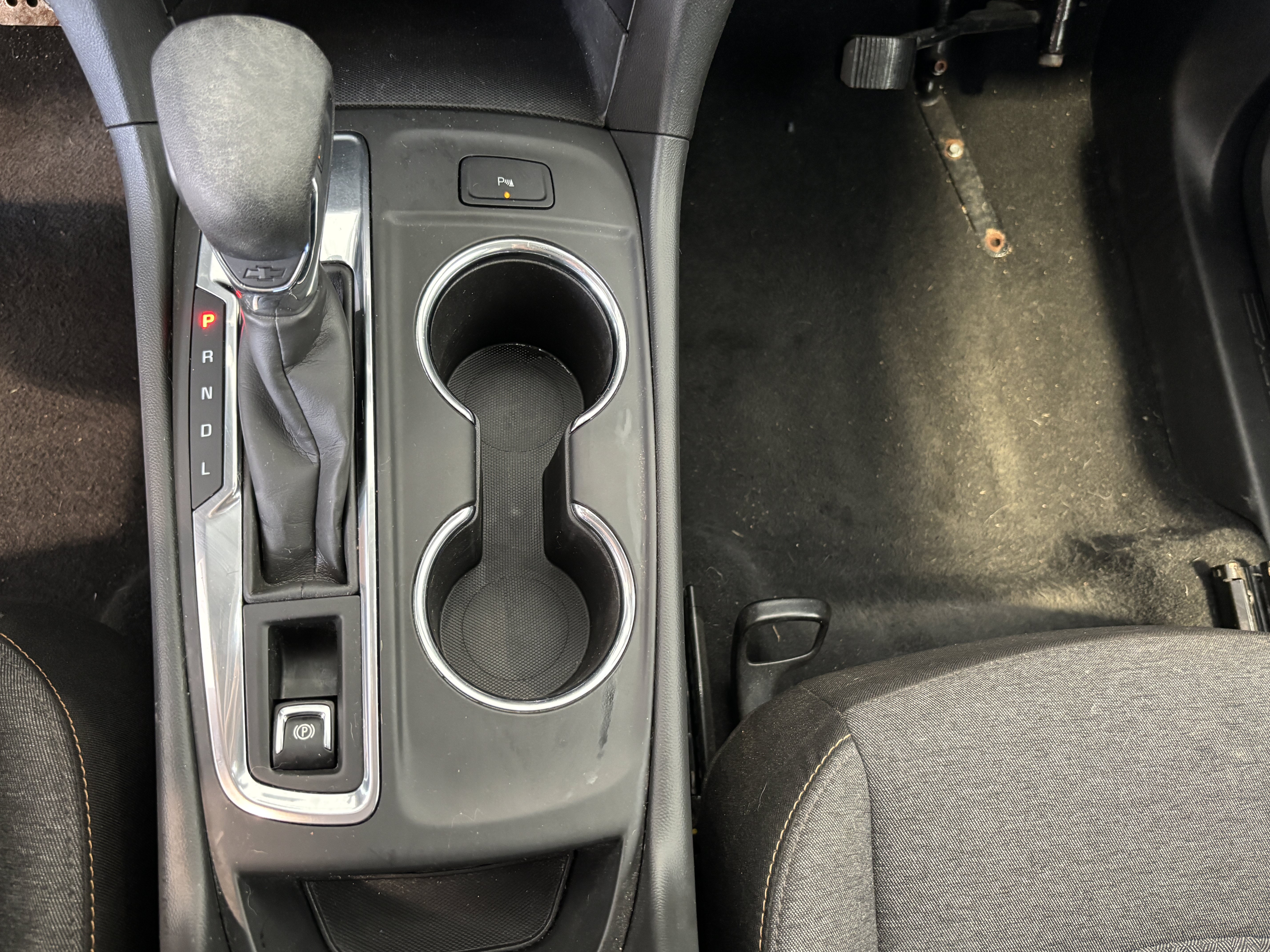Used 2023 Chevrolet Equinox LT FWD image 16