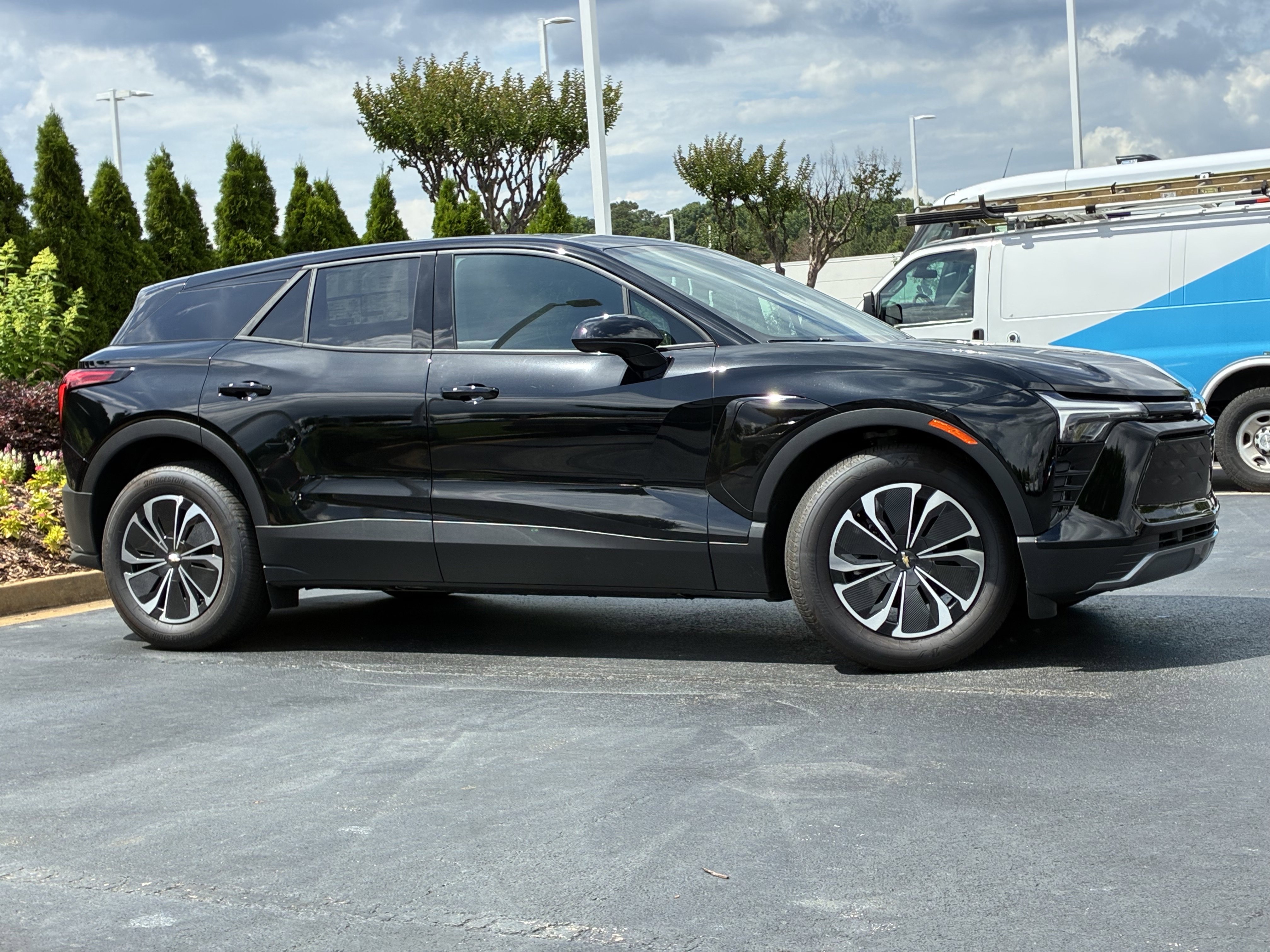 New 2026 Chevrolet Blazer EV LT FWD image 3