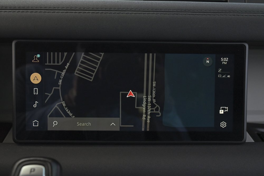 Used 2021 Land Rover Defender 110 SE image 28