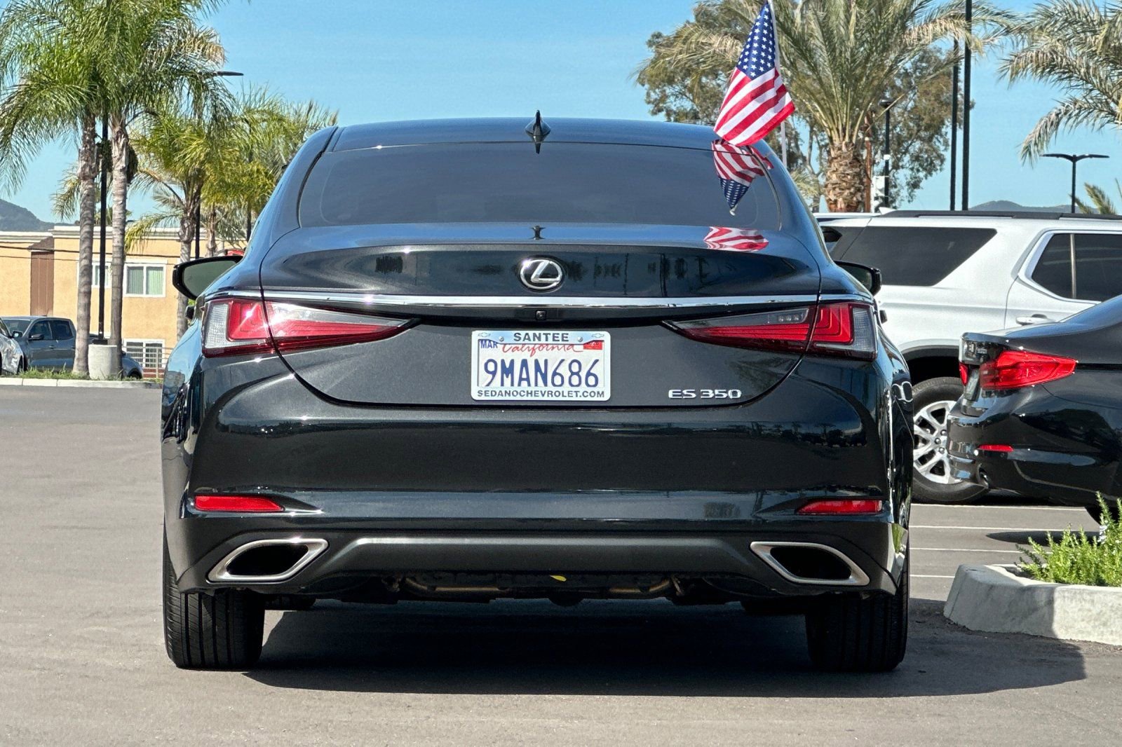 Used 2024 Lexus ES 350 w/ Accessory Package (Z2) image 5