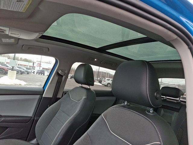 Used 2023 Volkswagen Taos SE image 17