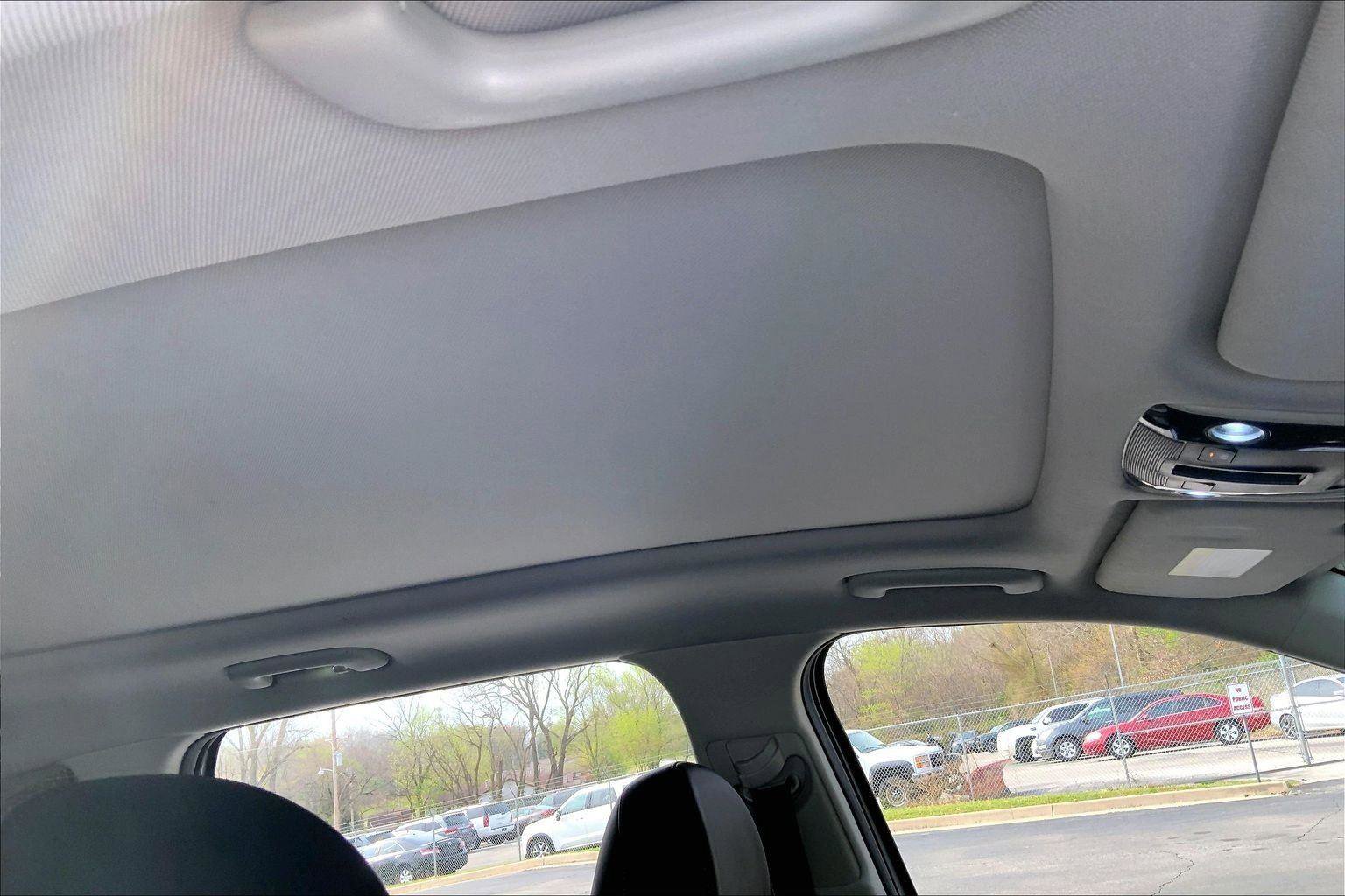 Used 2024 Kia Sorento EX w/ Panoramic Sunroof Package image 20