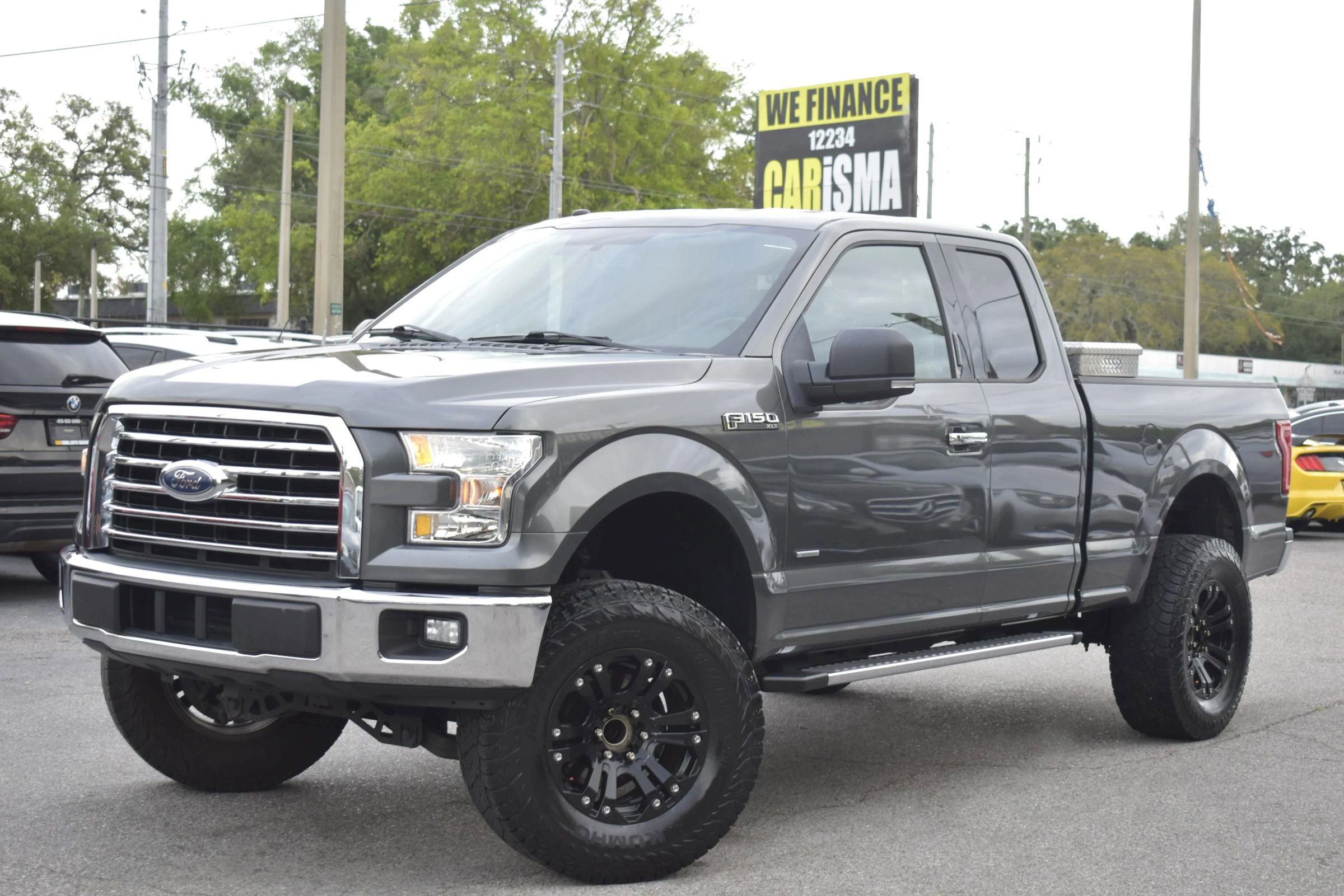 Used 2017 Ford F150 XLT w/ Equipment Group 302A Luxury RWD image 5