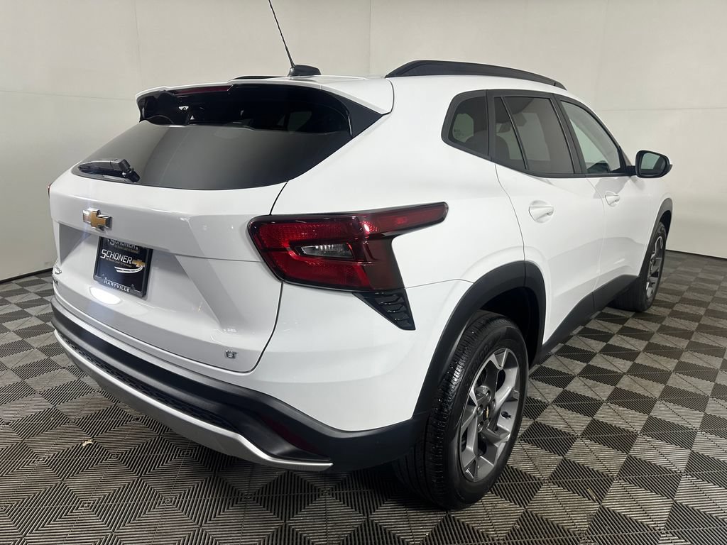 Used 2024 Chevrolet Trax LT FWD image 5