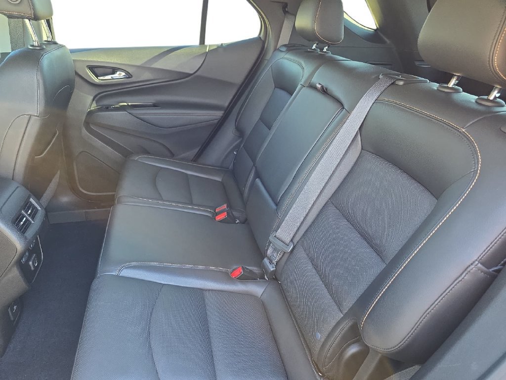 Used 2021 Chevrolet Equinox Premier FWD image 12