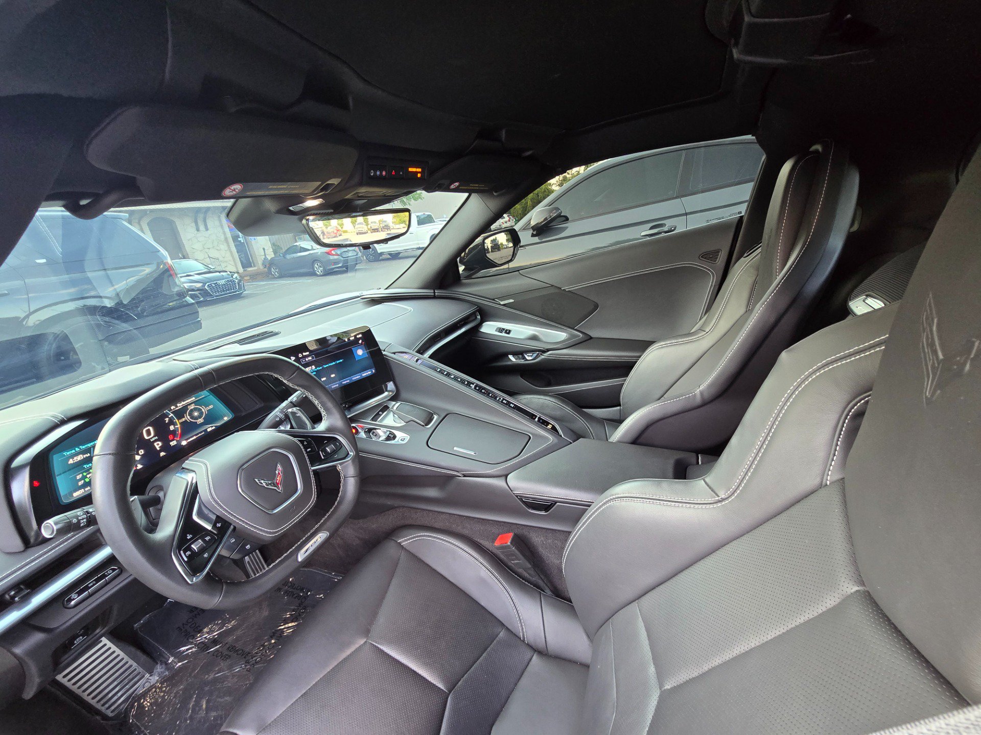 Used 2025 Chevrolet Corvette Z06 RWD image 11