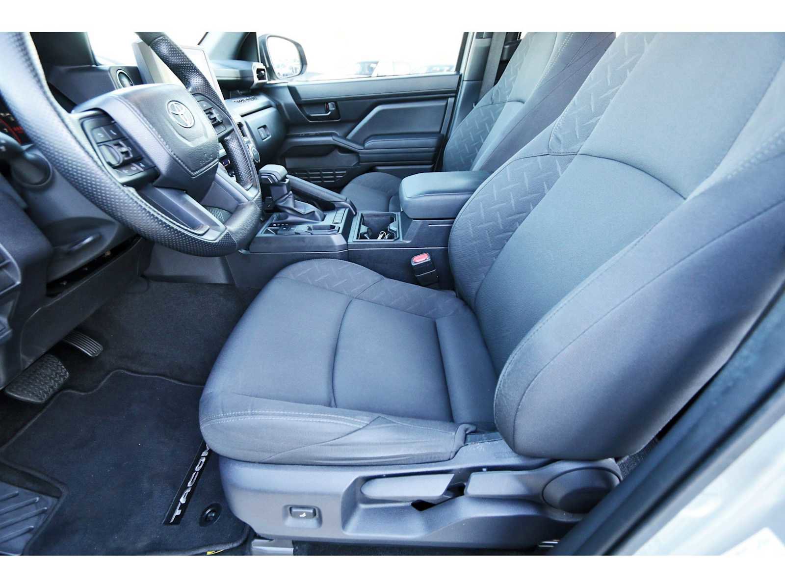 Used 2024 Toyota Tacoma SR image 11