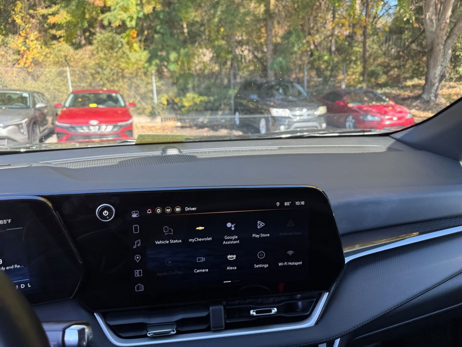 Used 2025 Chevrolet Equinox LT image 18