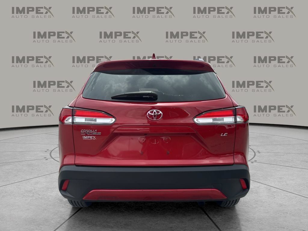 Used 2023 Toyota Corolla Cross LE FWD image 4