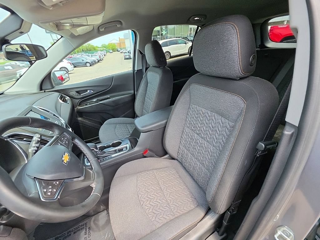 Used 2023 Chevrolet Equinox LT AWD/4WD image 25