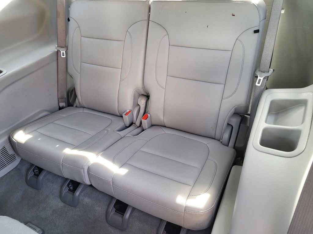 Used 2023 GMC Acadia SLT image 19