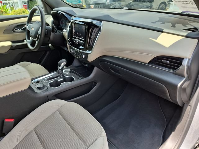 Used 2023 Chevrolet Traverse LS w/ Safety Package AWD/4WD image 31