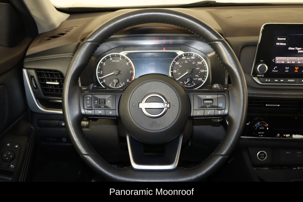 Used 2023 Nissan Rogue SV w/ SV Premium B Package image 7