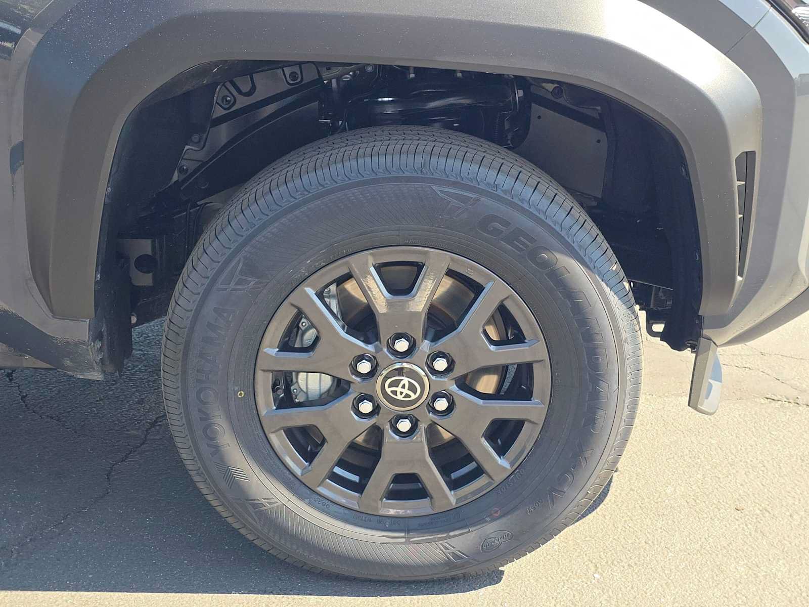Used 2026 Toyota 4Runner SR5 RWD image 9