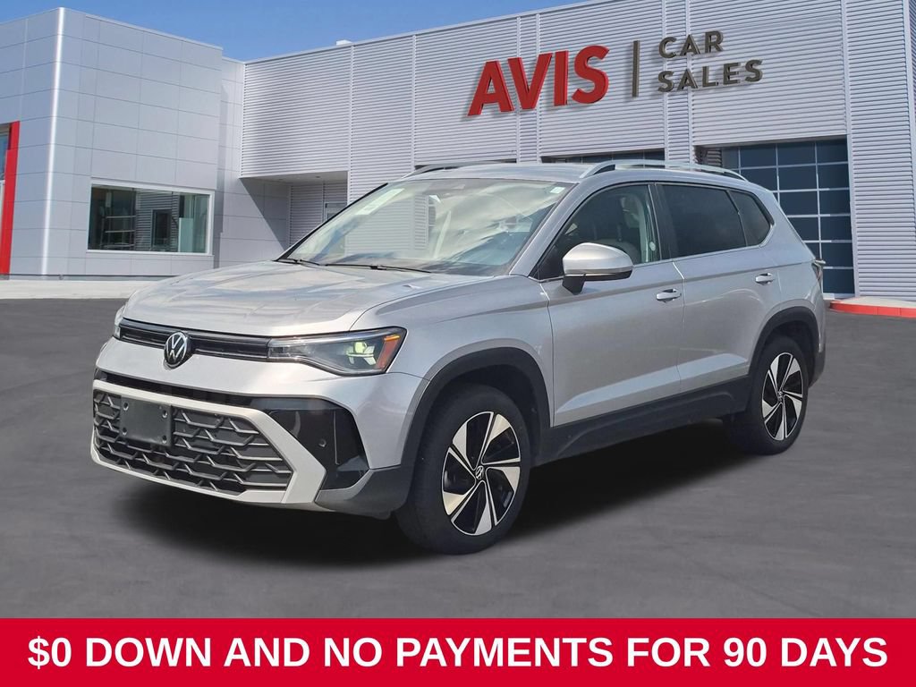 Used 2025 Volkswagen Taos SE AWD/4WD image 1