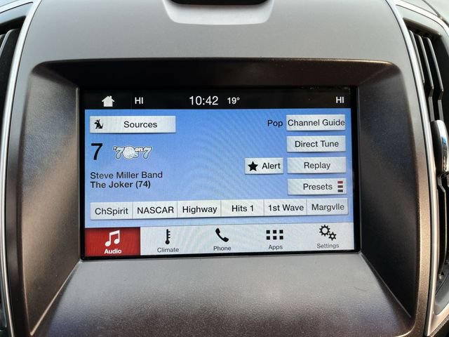Used 2016 Ford Edge Titanium AWD/4WD image 14