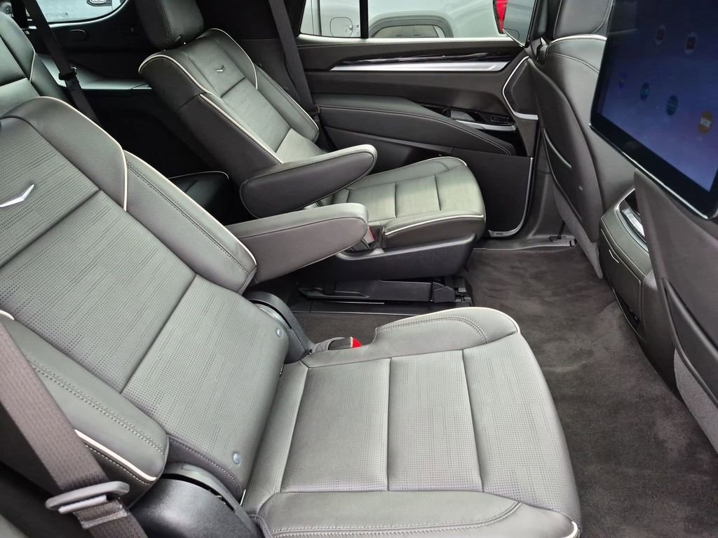 Used 2026 Cadillac Escalade Sport w/ Touring Package AWD/4WD image 20