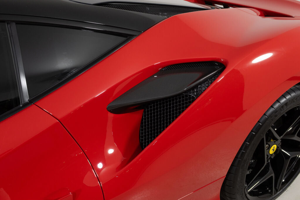 Used 2022 Ferrari F8 Tributo RWD image 17