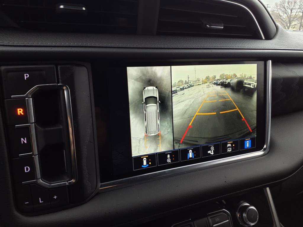 Used 2024 GMC Yukon XL Denali image 6