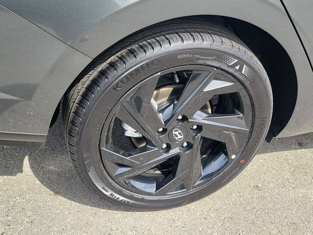 New 2026 Hyundai Elantra Sport FWD image 27