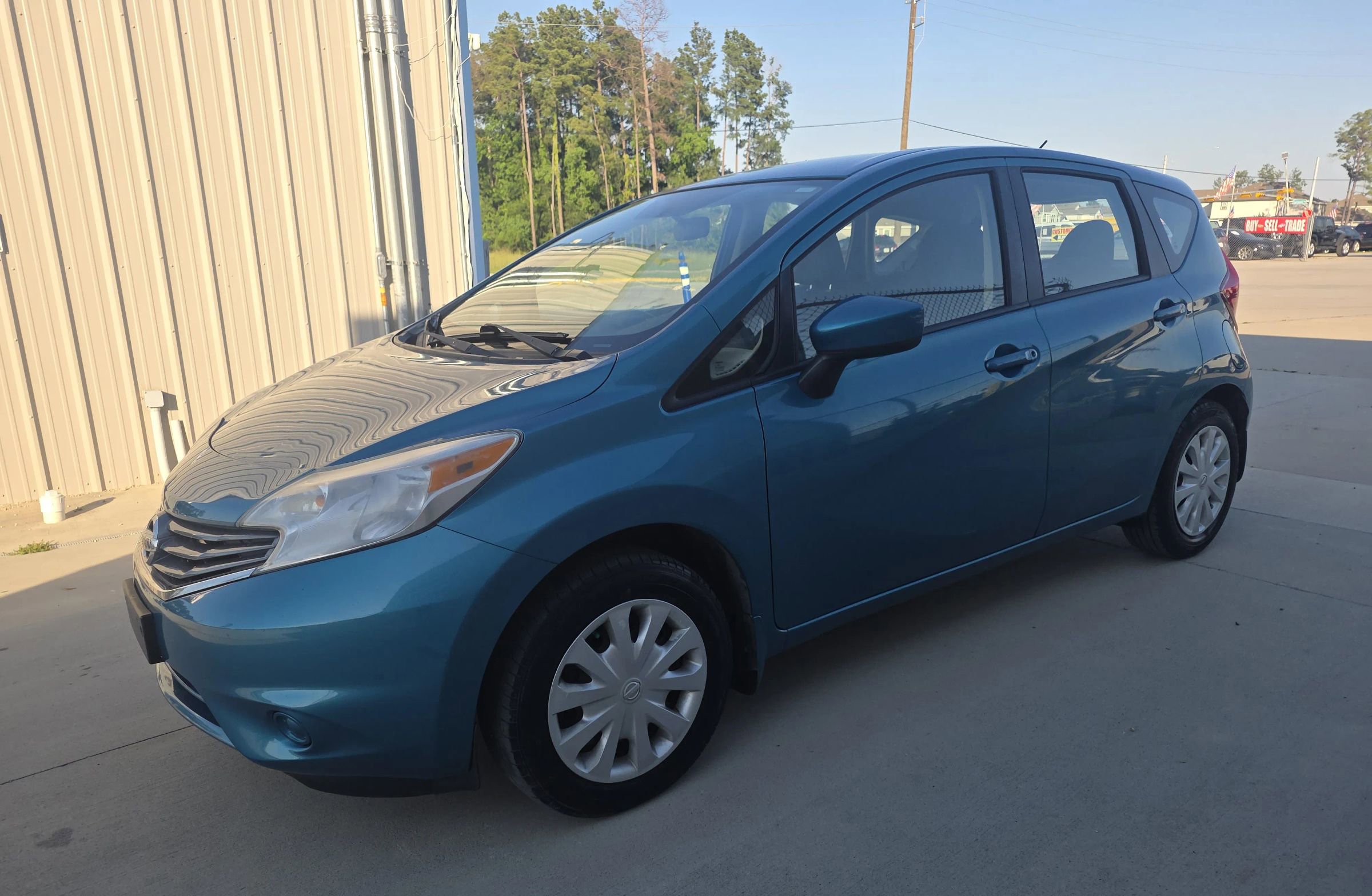 Used 2015 Nissan Versa Note S Plus FWD image 2