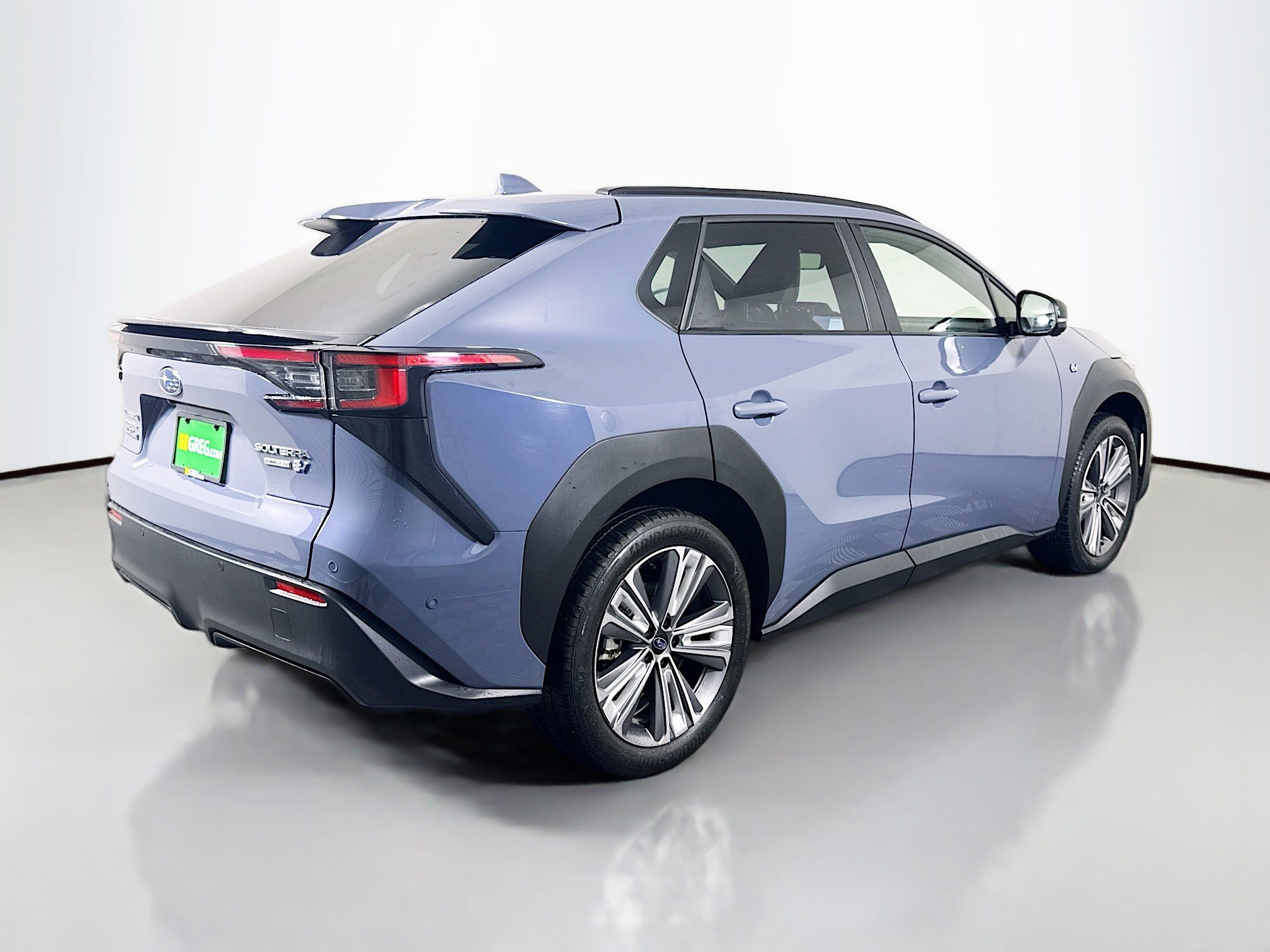 Used 2023 Subaru Solterra Limited image 10