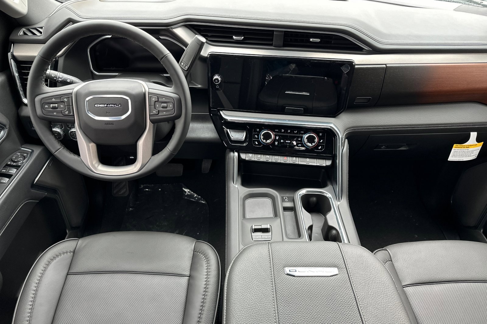 New 2026 GMC Sierra 2500 Denali w/ Denali Reserve Package image 14