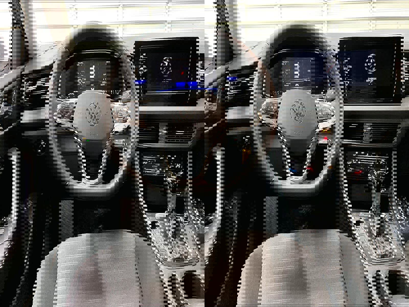 Used 2025 Volkswagen Jetta S image 7