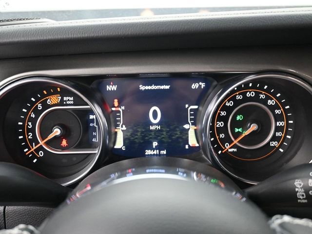 Used 2023 Jeep Wrangler Sahara image 16