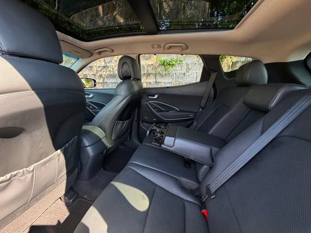 Used 2023 Hyundai Santa Fe SEL w/ Premium Package FWD image 39
