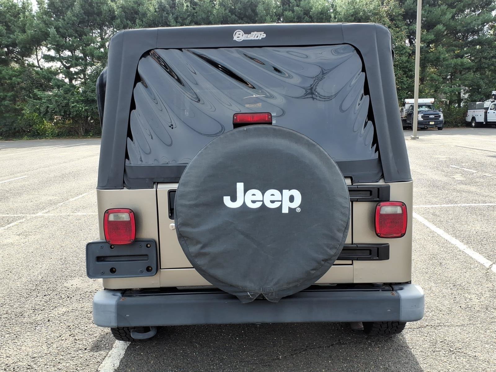 Used 2004 Jeep Wrangler 4WD image 5