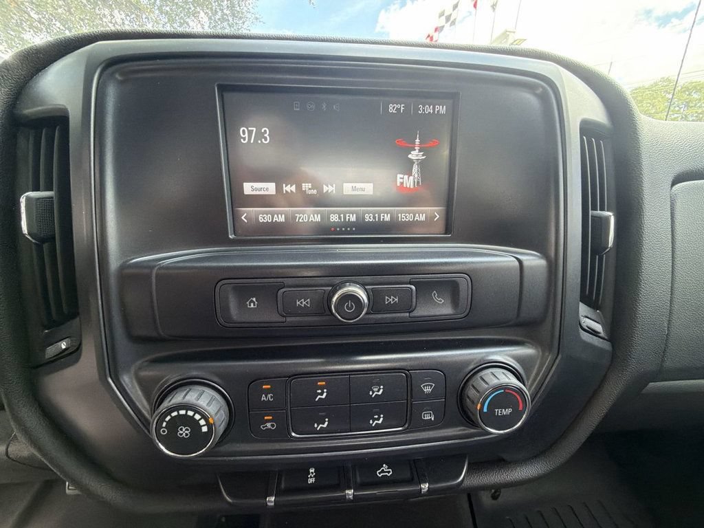 Used 2016 GMC Sierra 2500 4x4 Crew Cab w/ Sierra Convenience Package image 17