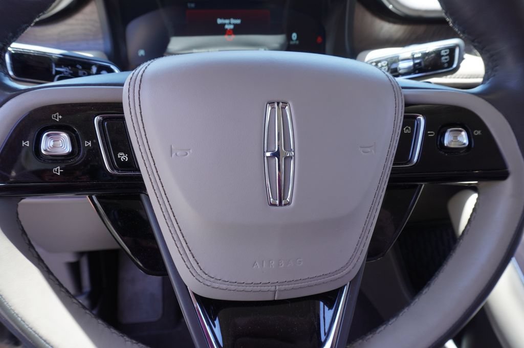 Used 2021 Lincoln Aviator Reserve w/ Equipment Group 202A AWD/4WD image 19
